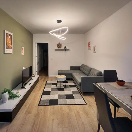 New Bazaar Cane Apartment 3 Тирана Екстериор снимка