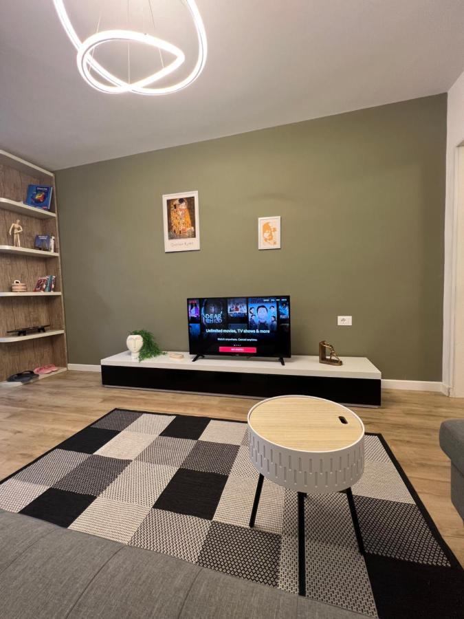 New Bazaar Cane Apartment 3 Тирана Екстериор снимка
